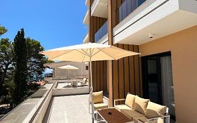 Square Residence
