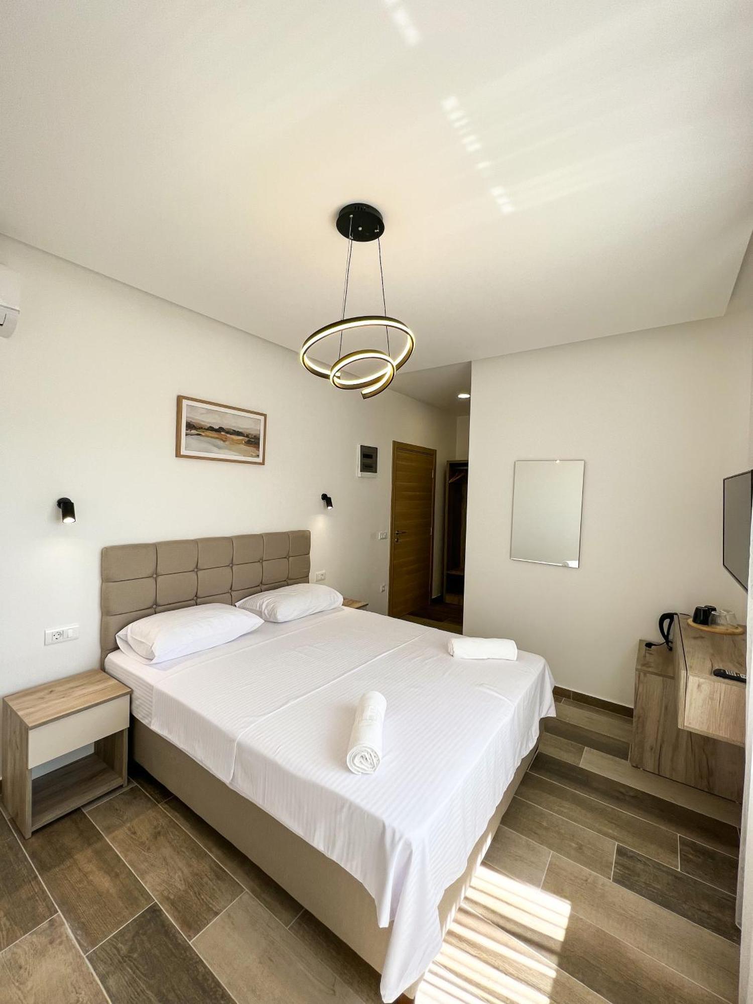 Square Residence Ulcinj Exterior foto