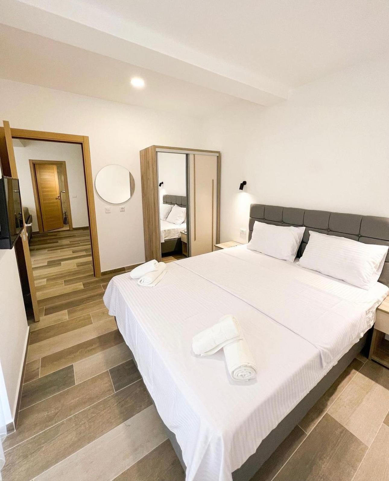 Square Residence Ulcinj Exterior foto